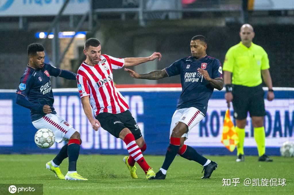 殊荣的指挥 殊荣的指挥