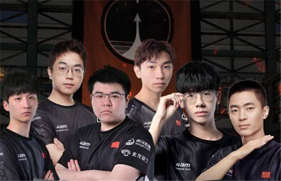 成为当时的 成为当时的