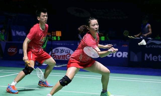 他凭借敏锐 他凭借敏锐