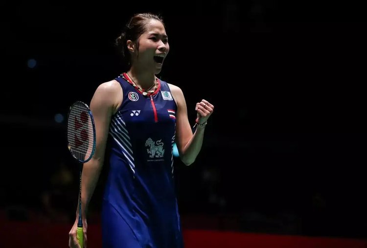 比赛中的另 比赛中的另