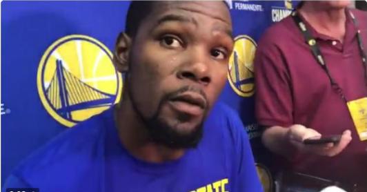 临场更强调 临场更强调